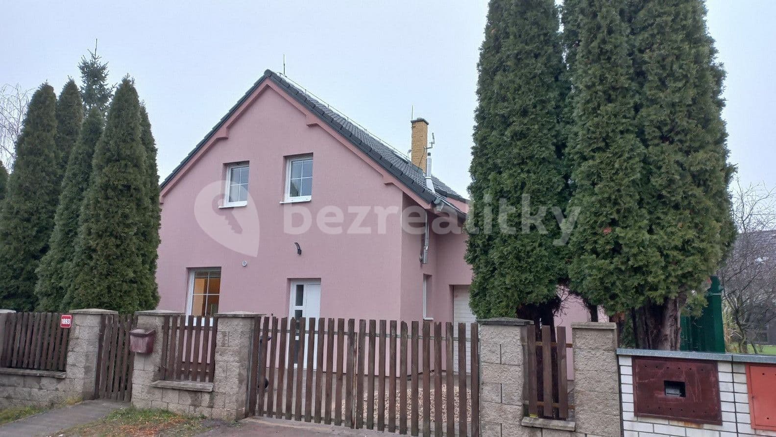 Pronájem domu 100 m², pozemek 620 m², Ctiněveská, Praha, Praha Pronájem domu 100 m², pozemek 620 m², Ctiněveská, Praha, Praha