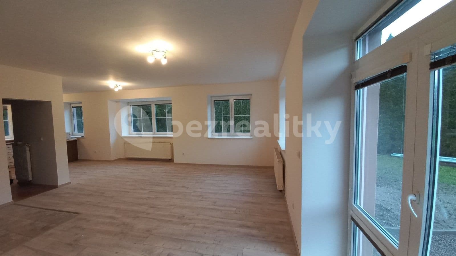 Pronájem domu 100 m², pozemek 620 m², Ctiněveská, Praha, Praha Pronájem domu 100 m², pozemek 620 m², Ctiněveská, Praha, Praha