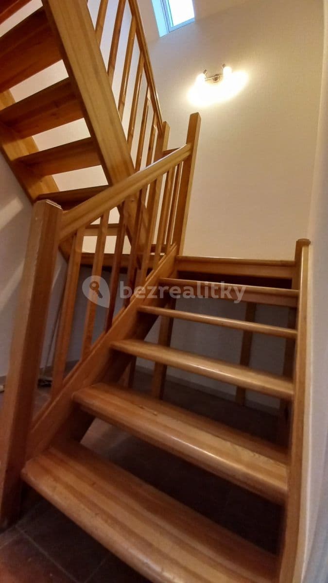 Pronájem domu 100 m², pozemek 620 m², Ctiněveská, Praha, Praha Pronájem domu 100 m², pozemek 620 m², Ctiněveská, Praha, Praha
