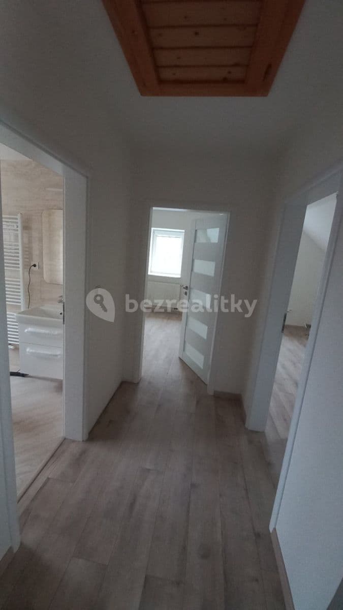 Pronájem domu 100 m², pozemek 620 m², Ctiněveská, Praha, Praha Pronájem domu 100 m², pozemek 620 m², Ctiněveská, Praha, Praha
