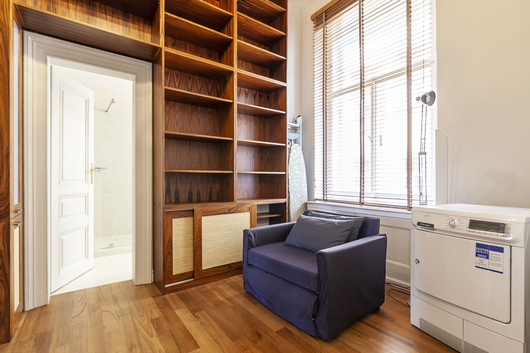 Pronájem bytu 105 m², Masarykovo nábřeží, Praha, Praha Pronájem bytu 105 m², Masarykovo nábřeží, Praha, Praha