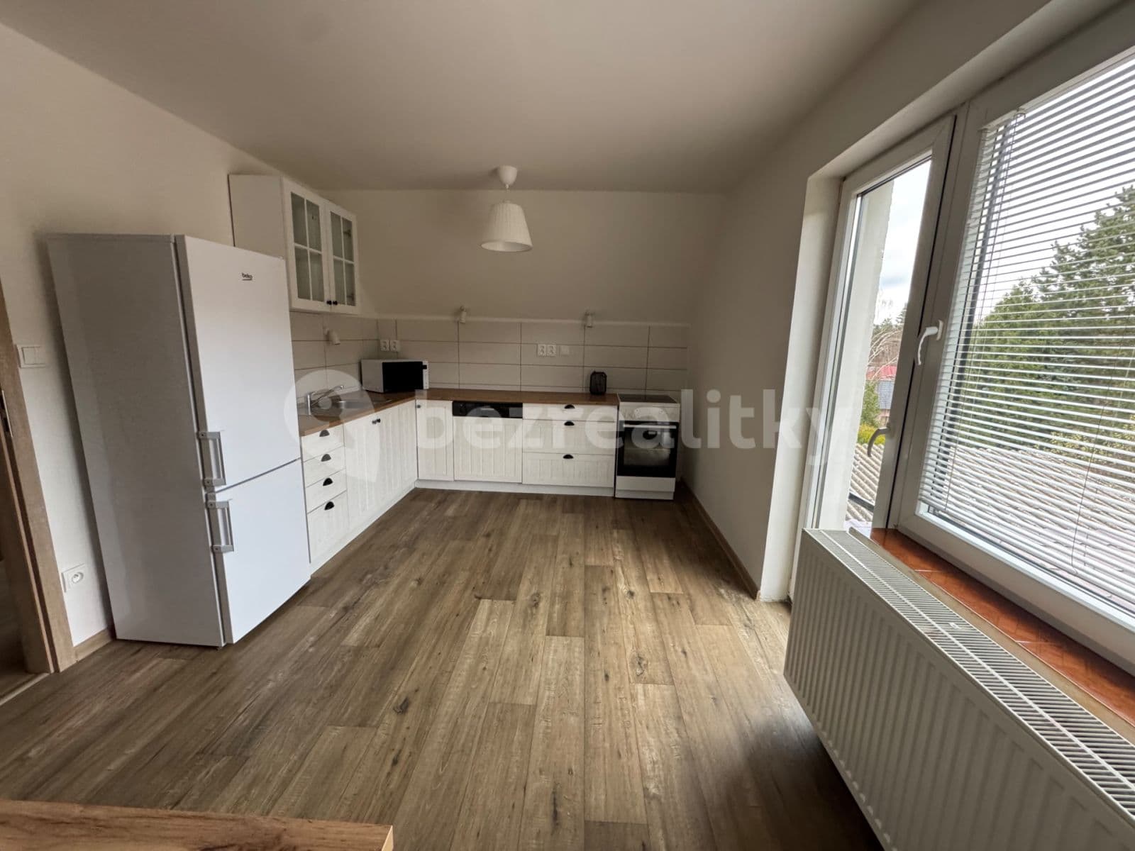 Pronájem bytu 3+1 100 m², Nová, Krušovice, Středočeský kraj Pronájem bytu 3+1 100 m², Nová, Krušovice, Středočeský kraj