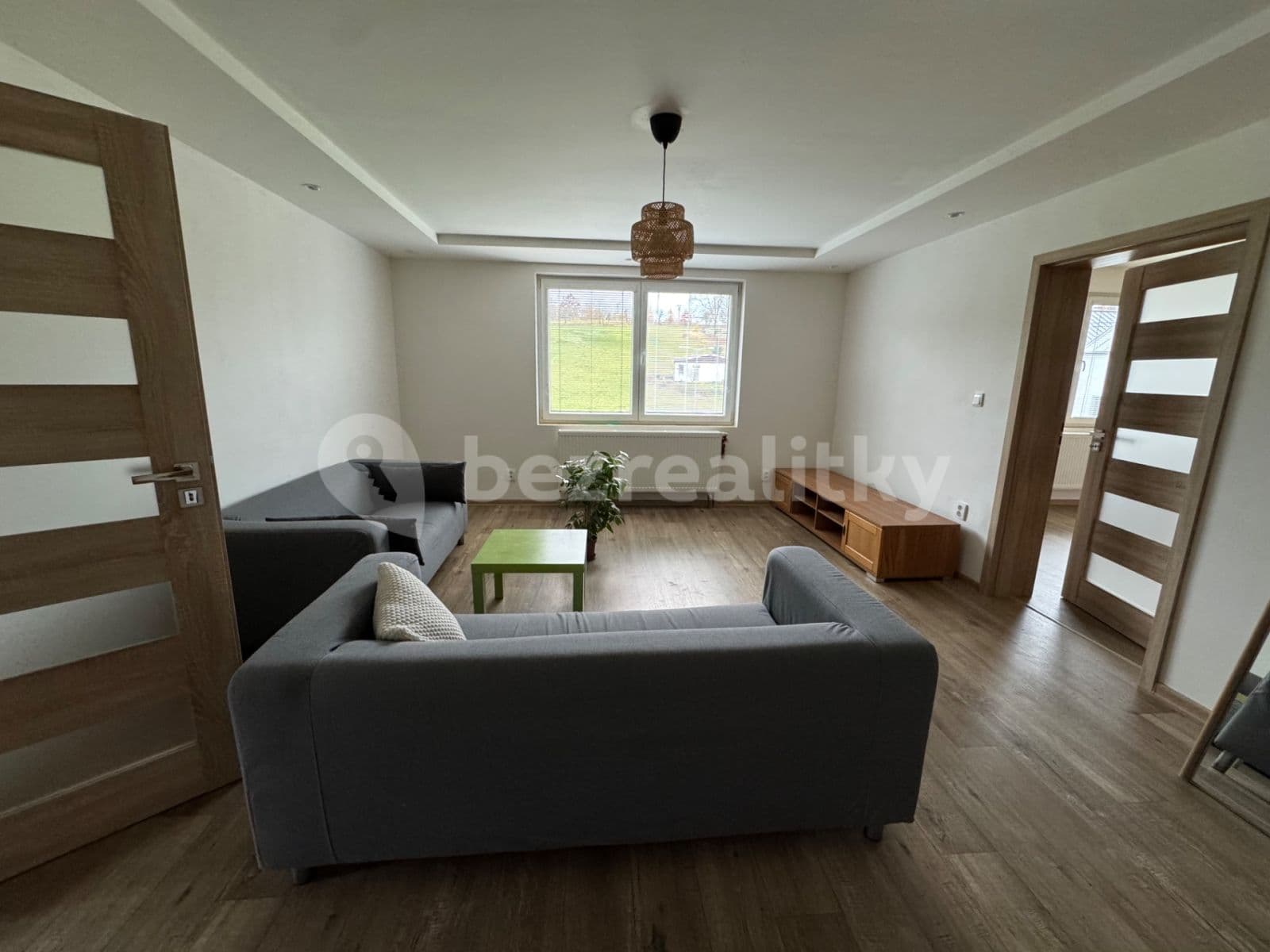 Pronájem bytu 3+1 100 m², Nová, Krušovice, Středočeský kraj Pronájem bytu 3+1 100 m², Nová, Krušovice, Středočeský kraj