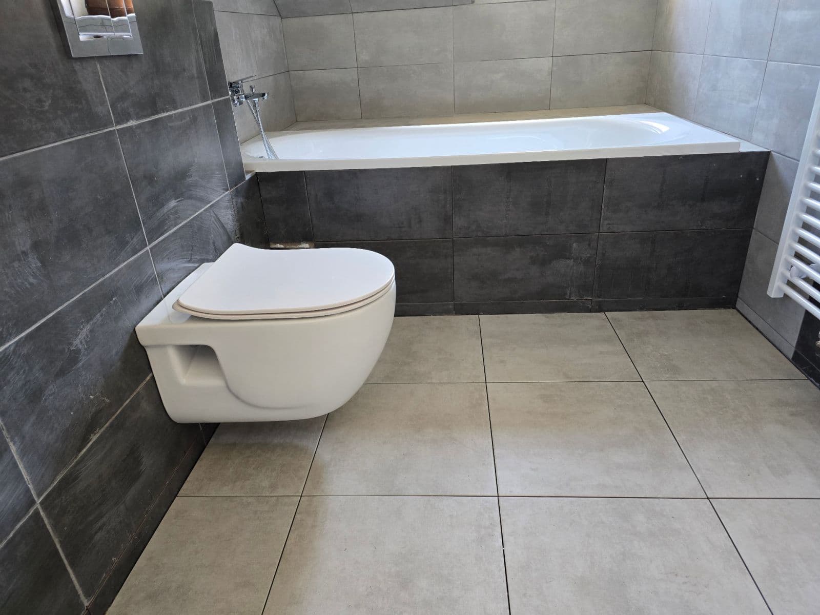 Prodej domu 144 m², pozemek 431 m², Lesík, Kladno, Středočeský kraj Prodej domu 144 m², pozemek 431 m², Lesík, Kladno, Středočeský kraj