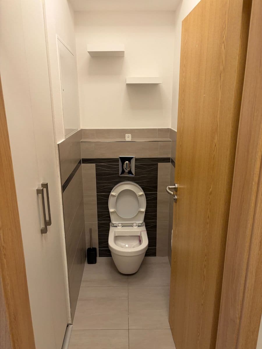 Pronájem bytu 3+kk 65 m², Přírodní, Brno, Jihomoravský kraj Pronájem bytu 3+kk 65 m², Přírodní, Brno, Jihomoravský kraj