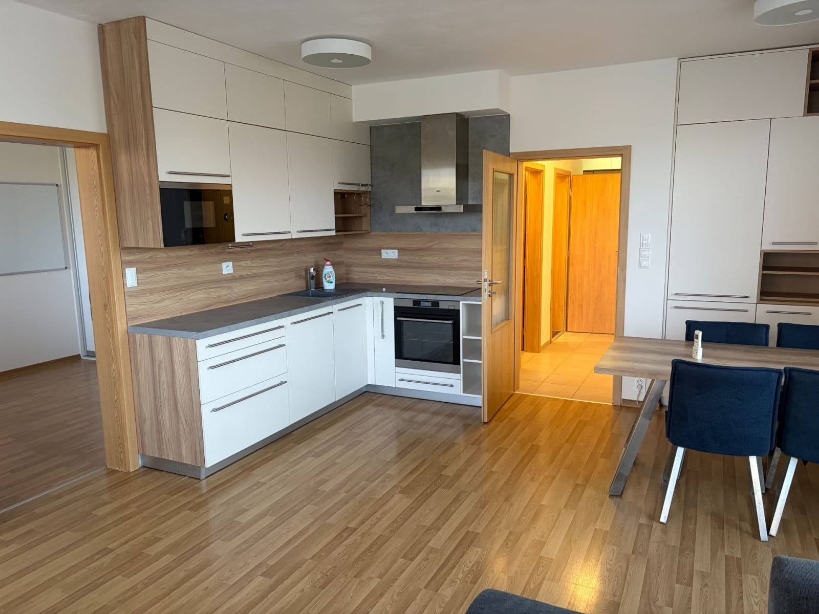 Pronájem bytu 3+kk 65 m², Přírodní, Brno, Jihomoravský kraj Pronájem bytu 3+kk 65 m², Přírodní, Brno, Jihomoravský kraj