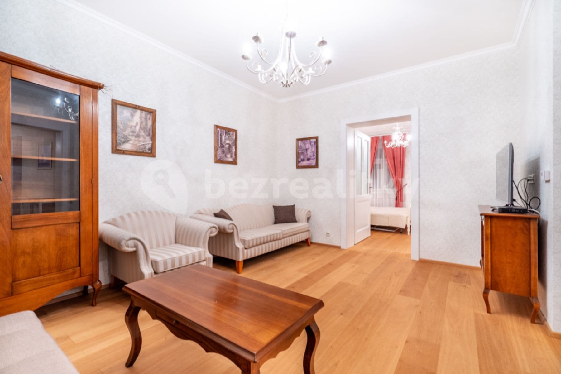 Pronájem bytu 2+1 68 m², Nebozízek, Karlovy Vary, Karlovarský kraj Pronájem bytu 2+1 68 m², Nebozízek, Karlovy Vary, Karlovarský kraj