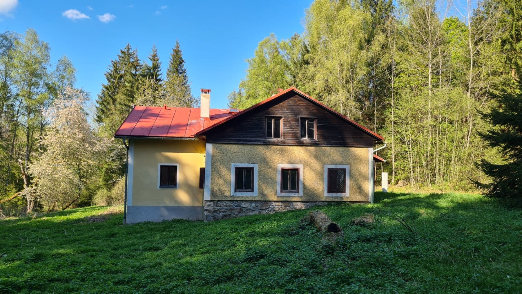 Prodej domu 251 m², pozemek 9.967 m², Loučovice, Jihočeský kraj Prodej domu 251 m², pozemek 9.967 m², Loučovice, Jihočeský kraj