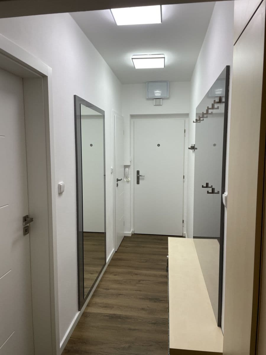 Pronájem bytu 3+1 73 m², Ramešova, Brno, Jihomoravský kraj Pronájem bytu 3+1 73 m², Ramešova, Brno, Jihomoravský kraj