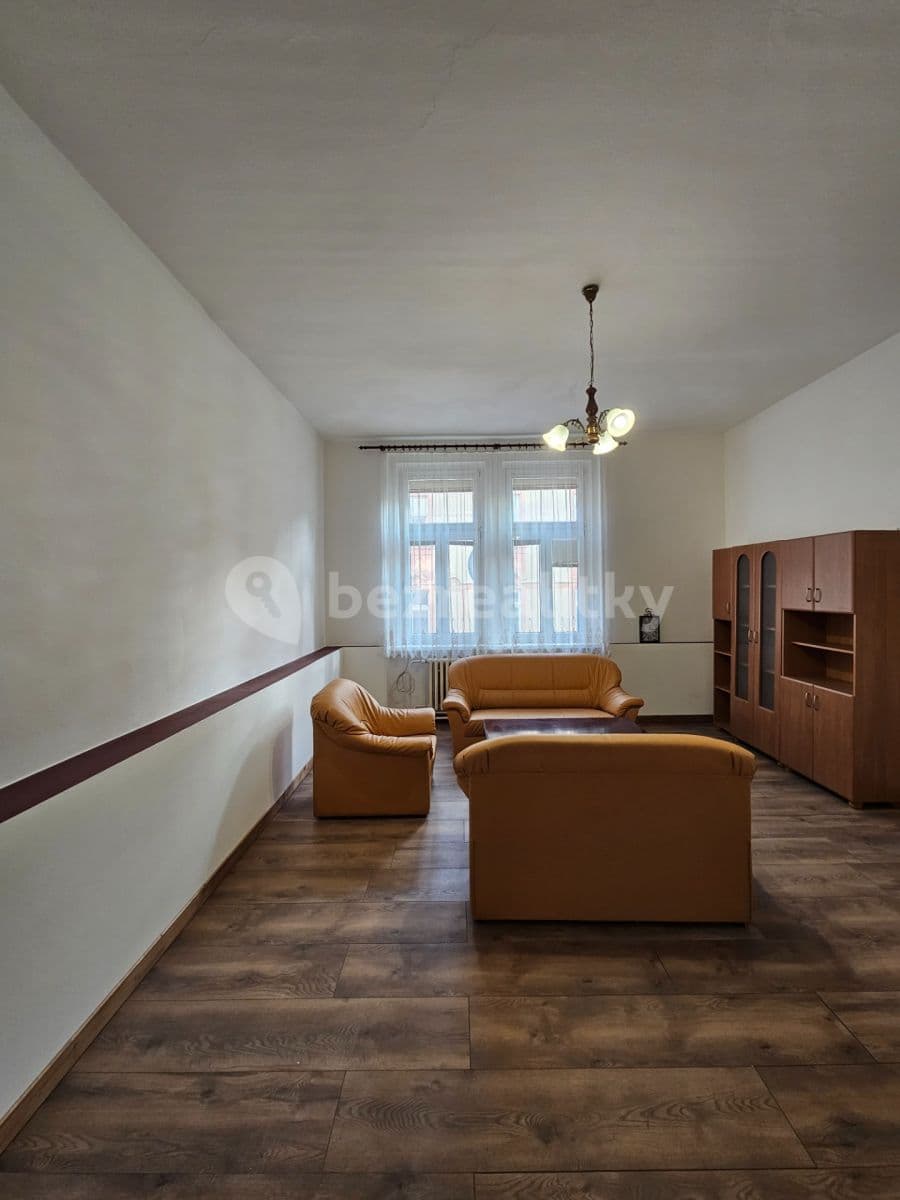 Pronájem bytu 2+kk 75 m², Raisova, Karlovy Vary, Karlovarský kraj Pronájem bytu 2+kk 75 m², Raisova, Karlovy Vary, Karlovarský kraj
