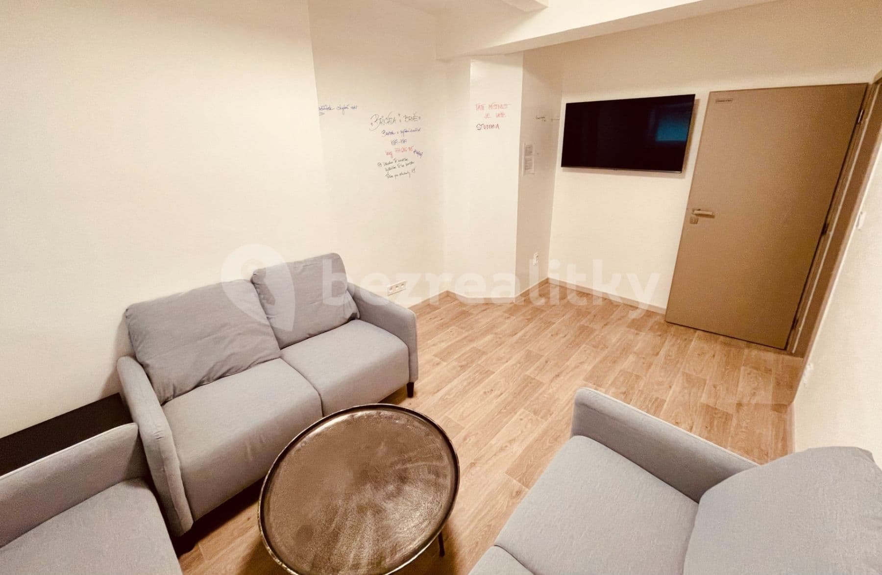 Pronájem bytu 15 m², Vnitřní, Brno, Jihomoravský kraj Pronájem bytu 15 m², Vnitřní, Brno, Jihomoravský kraj