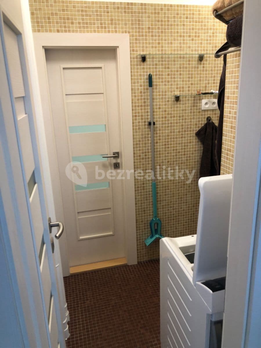 Pronájem bytu 2+1 53 m², Rumančeková, Ružinov, Bratislavský kraj Pronájem bytu 2+1 53 m², Rumančeková, Ružinov, Bratislavský kraj