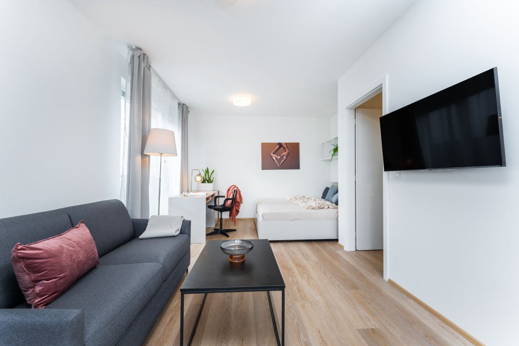 Pronájem bytu 1+kk 40 m², Františka Kováříka, Plzeň, Plzeňský kraj Pronájem bytu 1+kk 40 m², Františka Kováříka, Plzeň, Plzeňský kraj
