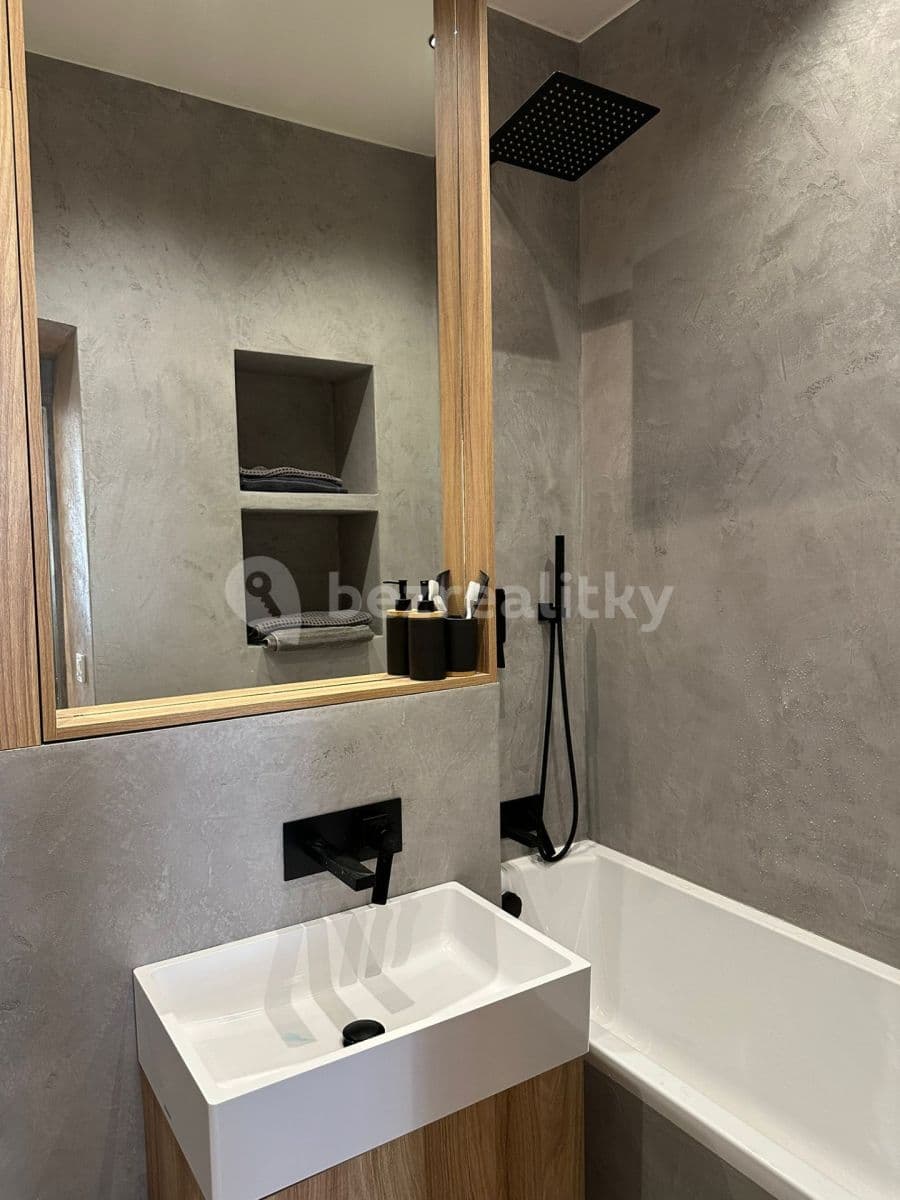 Pronájem bytu 2+1 66 m², Veletržní, Praha, Praha Pronájem bytu 2+1 66 m², Veletržní, Praha, Praha