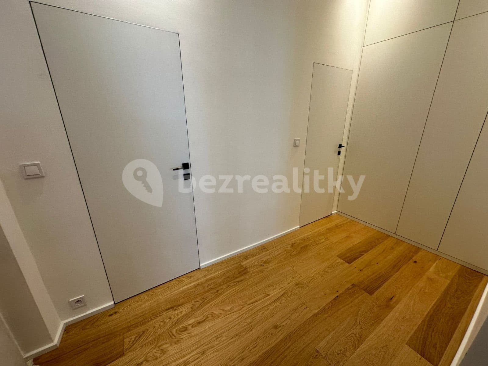 Pronájem bytu 2+1 66 m², Veletržní, Praha, Praha Pronájem bytu 2+1 66 m², Veletržní, Praha, Praha