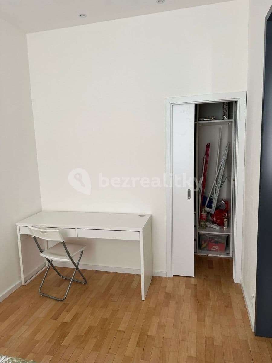 Pronájem bytu 2+1 66 m², Veletržní, Praha, Praha Pronájem bytu 2+1 66 m², Veletržní, Praha, Praha