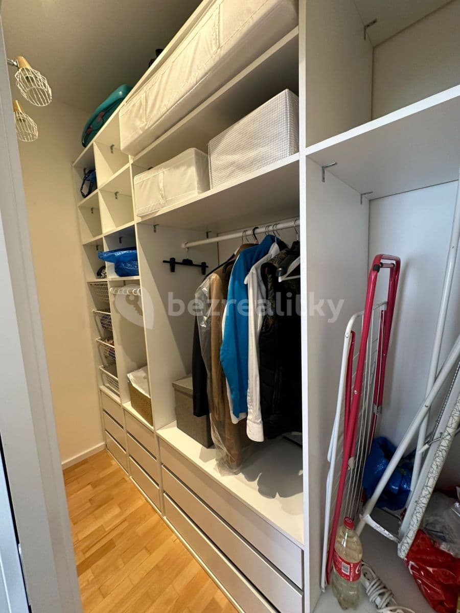 Pronájem bytu 2+1 66 m², Veletržní, Praha, Praha Pronájem bytu 2+1 66 m², Veletržní, Praha, Praha