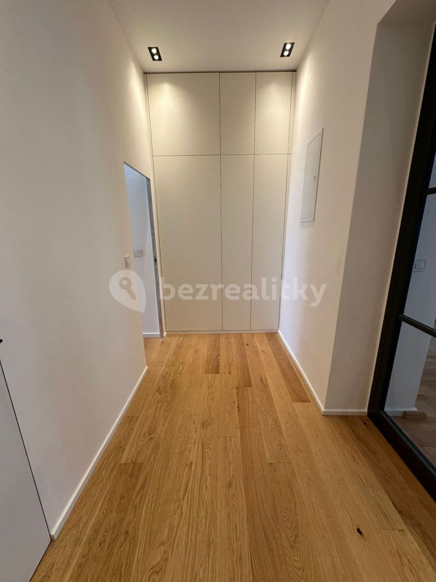 Pronájem bytu 2+1 66 m², Veletržní, Praha, Praha Pronájem bytu 2+1 66 m², Veletržní, Praha, Praha