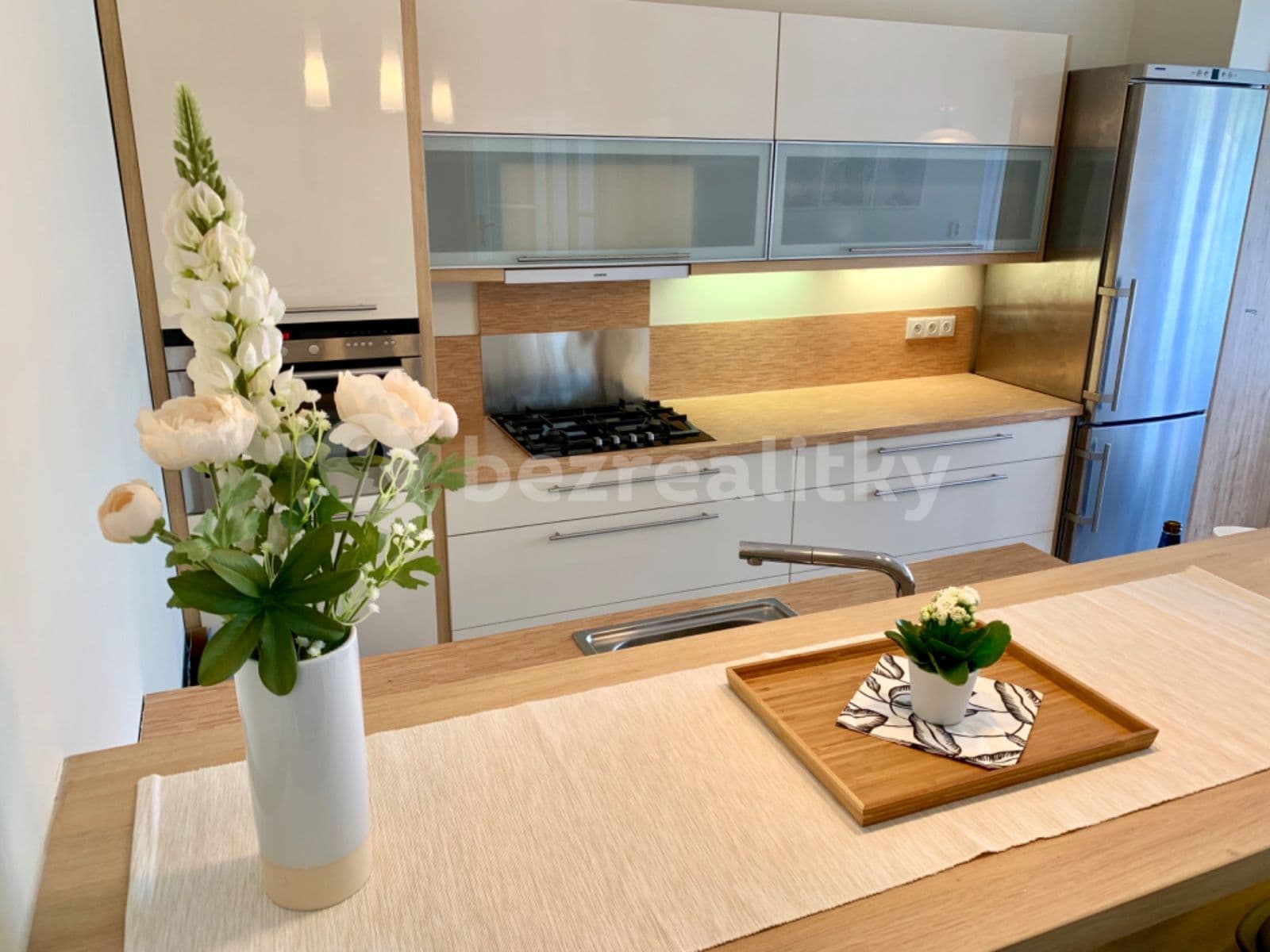 Pronájem bytu 3+1 106 m², Zelená, Praha, Praha Pronájem bytu 3+1 106 m², Zelená, Praha, Praha