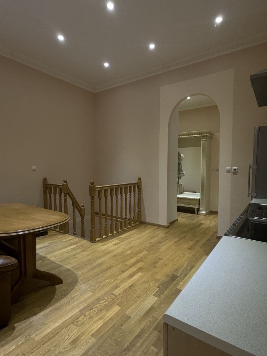 Prodej bytu 2+kk 138 m², Slavíkova, Praha, Praha Prodej bytu 2+kk 138 m², Slavíkova, Praha, Praha