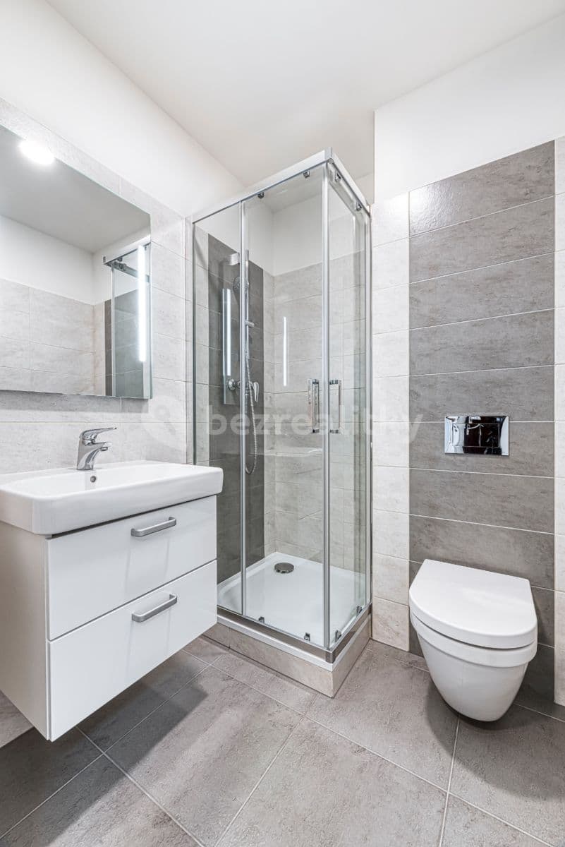 Pronájem bytu 1+kk 13 m², Mukařovského, Praha, Praha Pronájem bytu 1+kk 13 m², Mukařovského, Praha, Praha