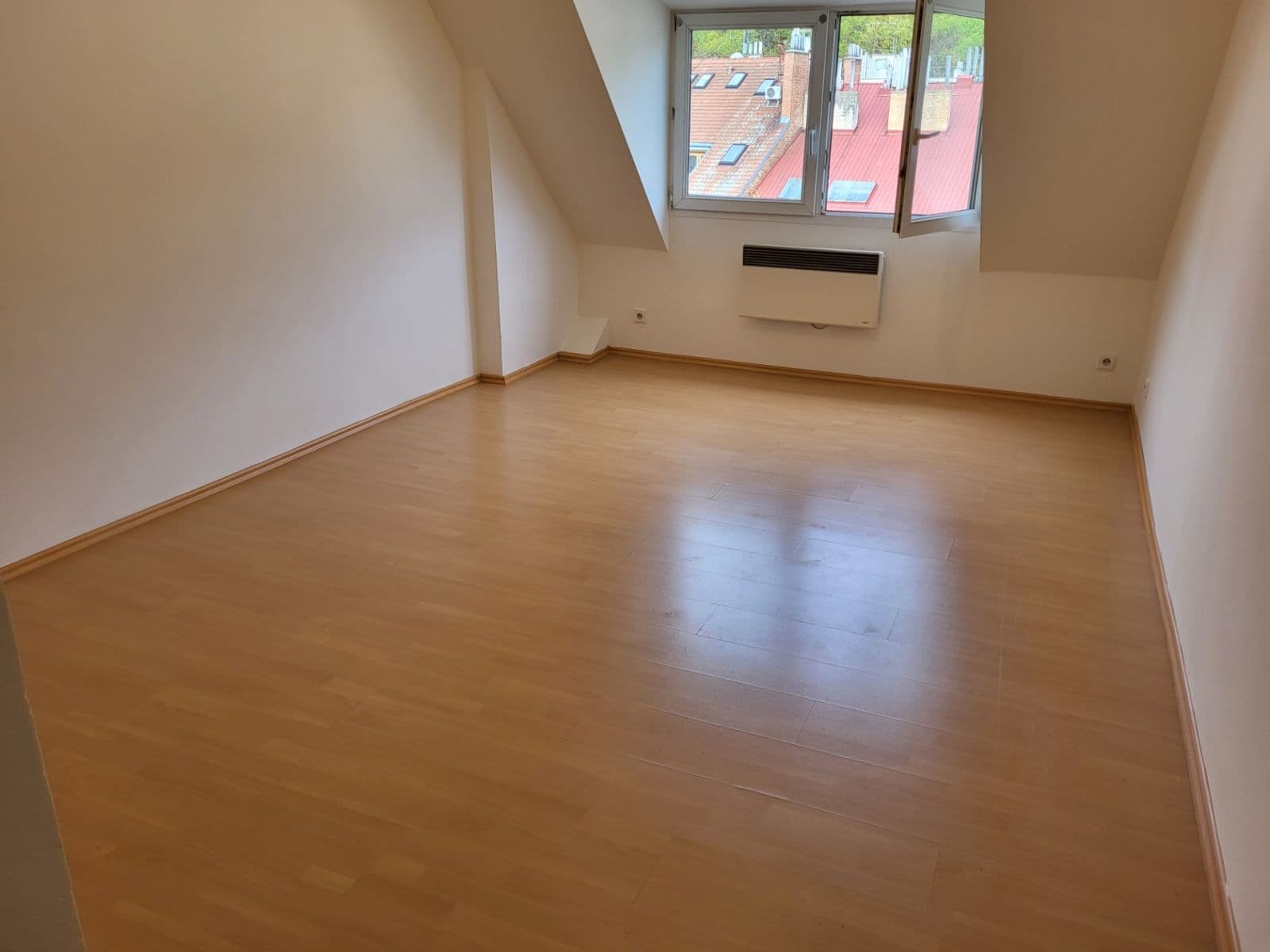 Pronájem bytu 2+1 49 m², Na Neklance, Praha, Praha Pronájem bytu 2+1 49 m², Na Neklance, Praha, Praha