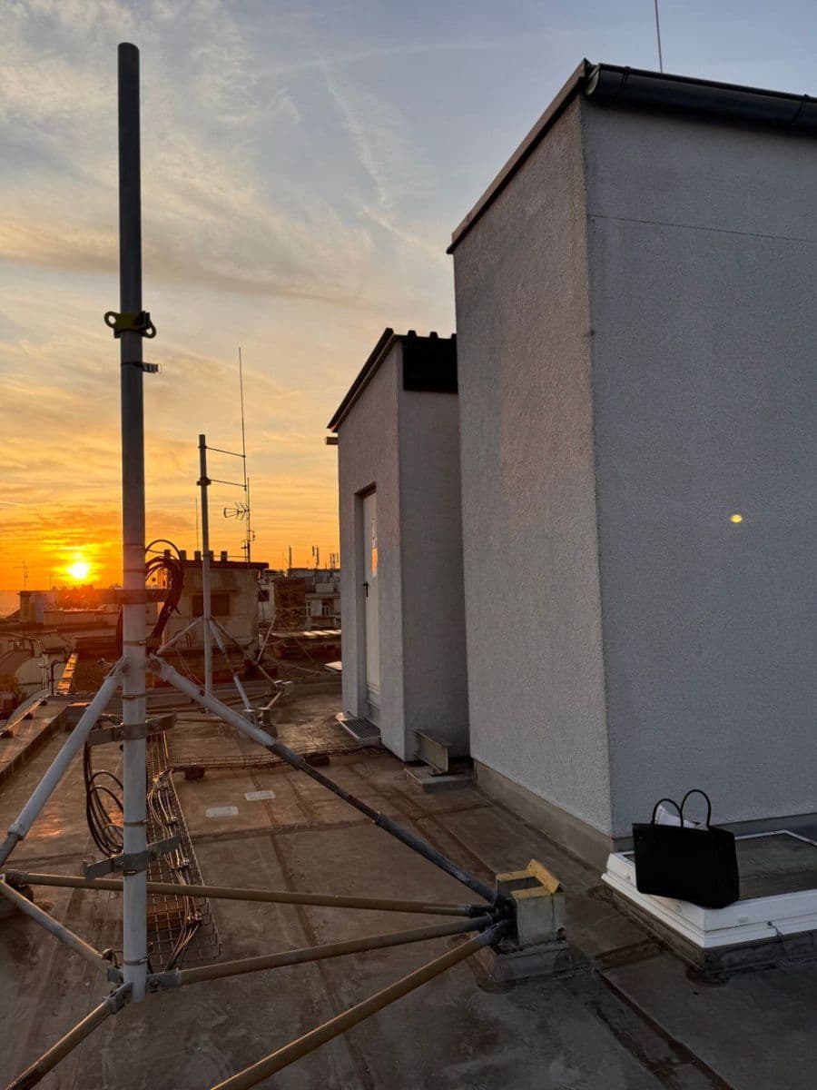 Prodej nebytového prostoru 16 m², Ruská, Praha, Praha Prodej nebytového prostoru 16 m², Ruská, Praha, Praha