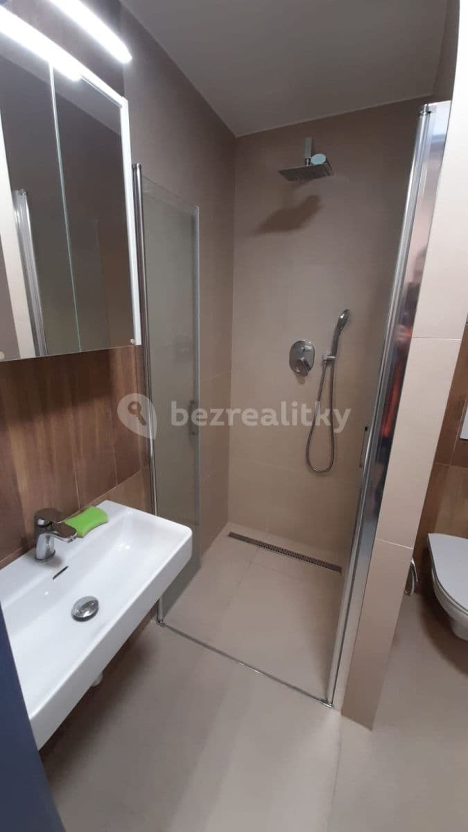 Pronájem bytu 2+kk 46 m², Fűgnerova, Slaný, Středočeský kraj Pronájem bytu 2+kk 46 m², Fűgnerova, Slaný, Středočeský kraj