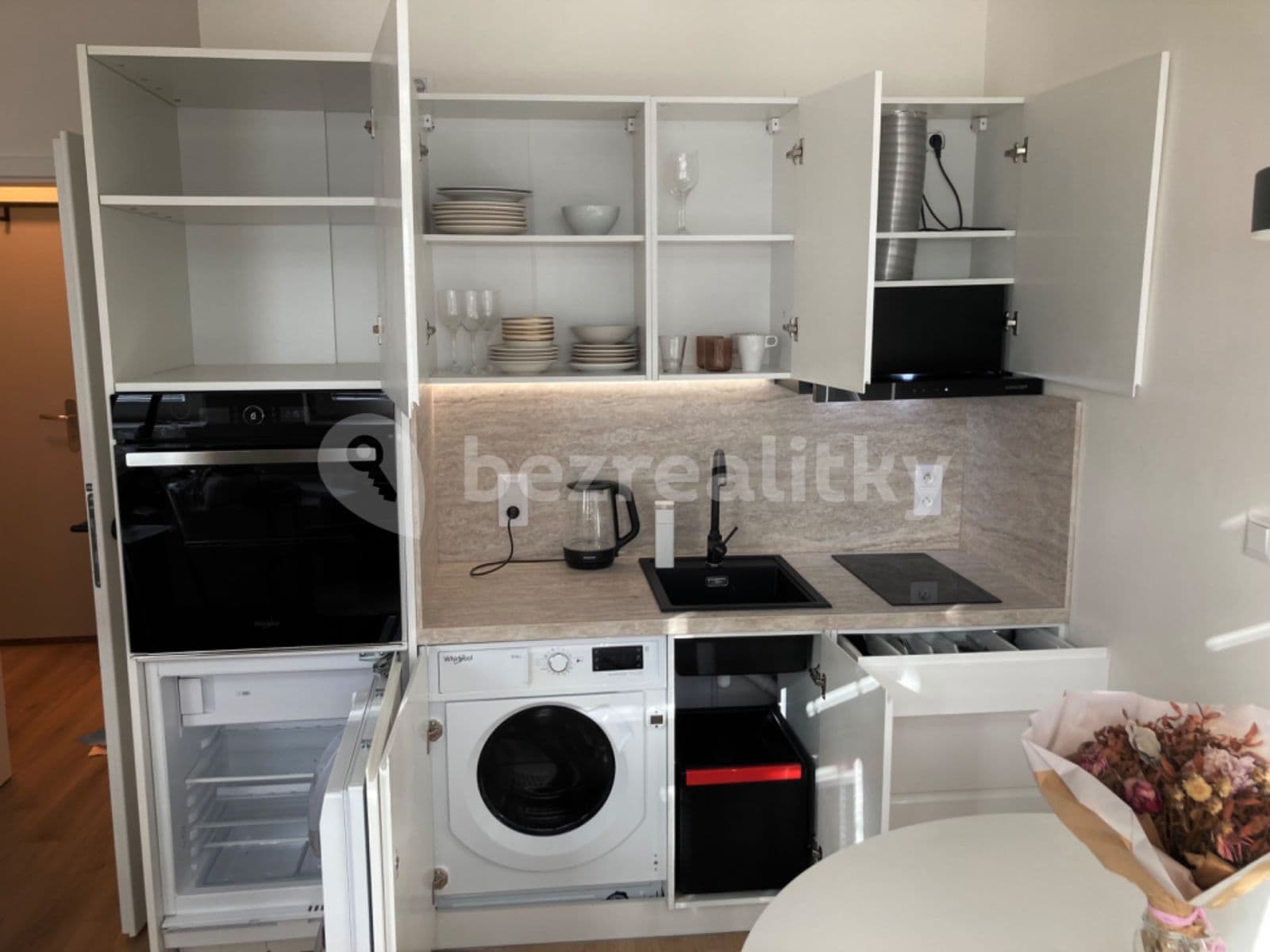 Pronájem bytu 1+kk 26 m², Jánská, Brno, Jihomoravský kraj Pronájem bytu 1+kk 26 m², Jánská, Brno, Jihomoravský kraj