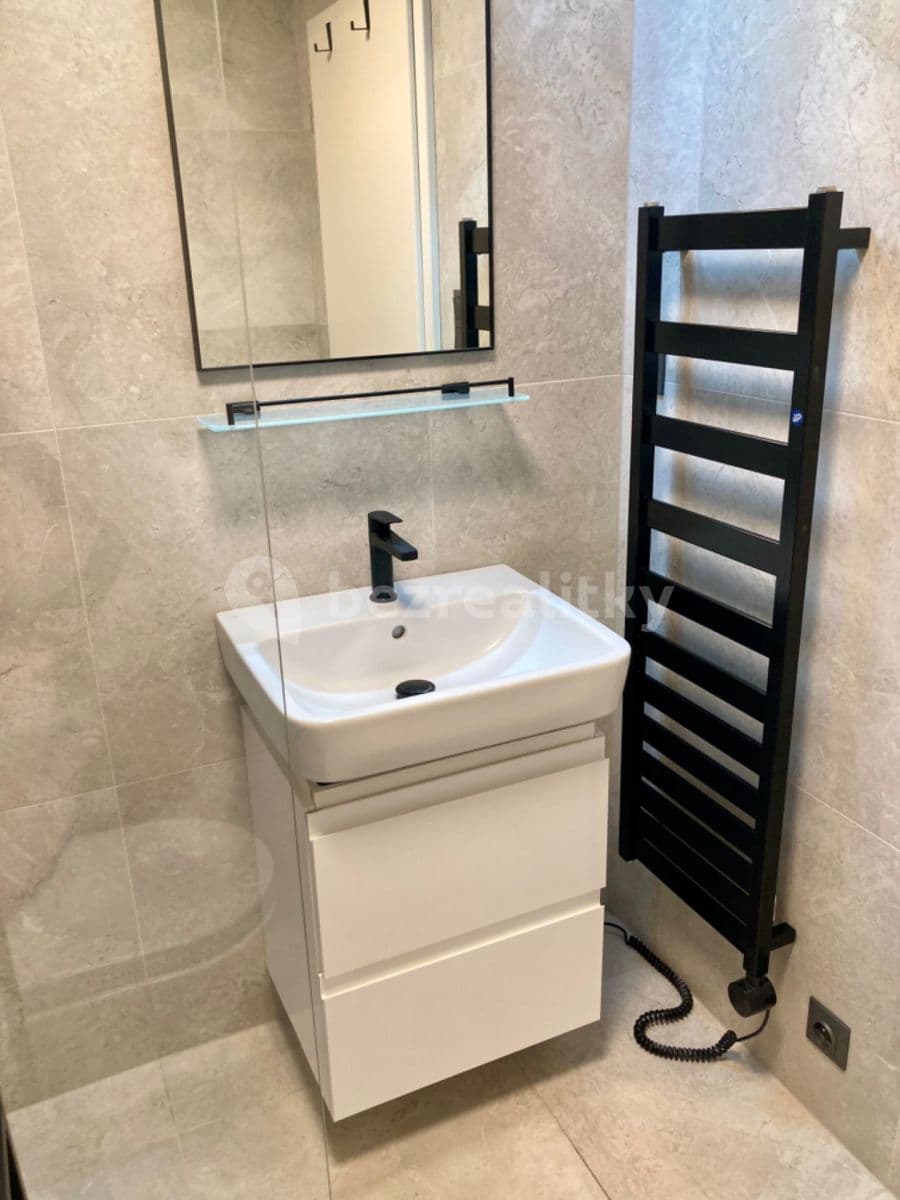 Pronájem bytu 1+kk 26 m², Jánská, Brno, Jihomoravský kraj Pronájem bytu 1+kk 26 m², Jánská, Brno, Jihomoravský kraj