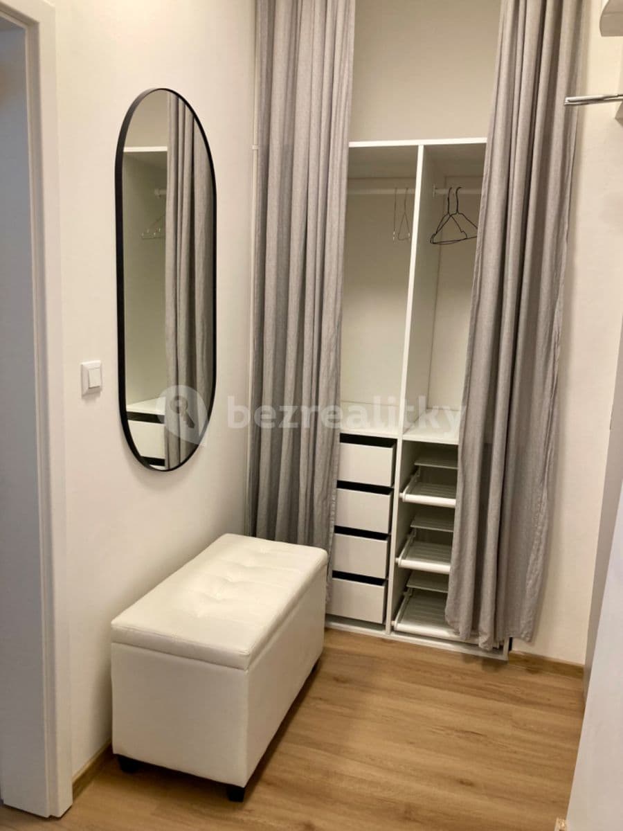 Pronájem bytu 1+kk 26 m², Jánská, Brno, Jihomoravský kraj Pronájem bytu 1+kk 26 m², Jánská, Brno, Jihomoravský kraj