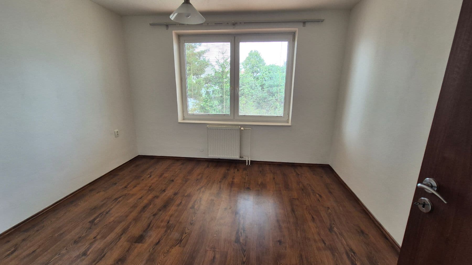 Prodej bytu 3+1 72 m², 9. května, Hrušovany nad Jevišovkou, Jihomoravský kraj Prodej bytu 3+1 72 m², 9. května, Hrušovany nad Jevišovkou, Jihomoravský kraj