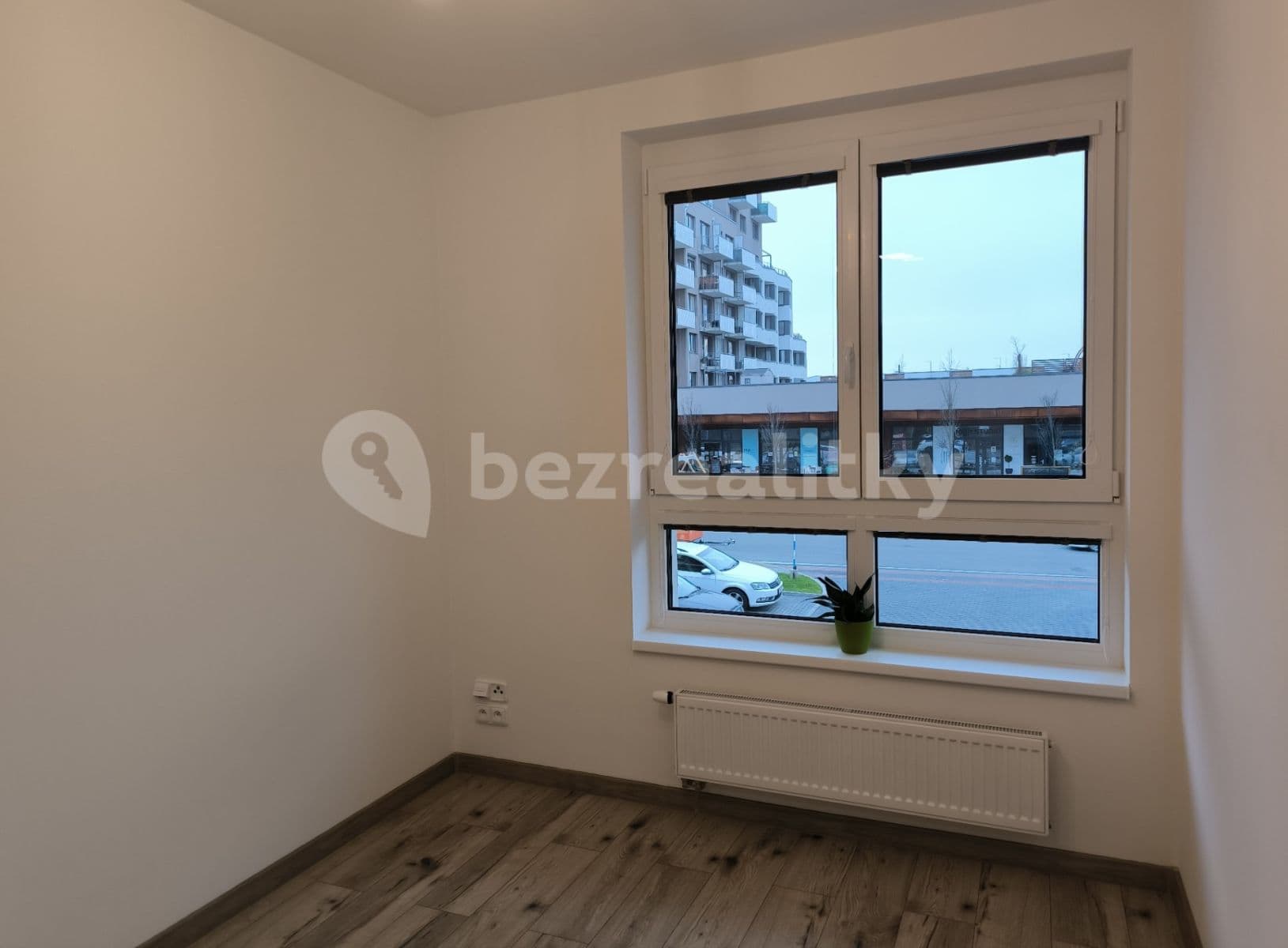 Pronájem bytu 2+kk 40 m², Kardausova, Praha, Praha Pronájem bytu 2+kk 40 m², Kardausova, Praha, Praha