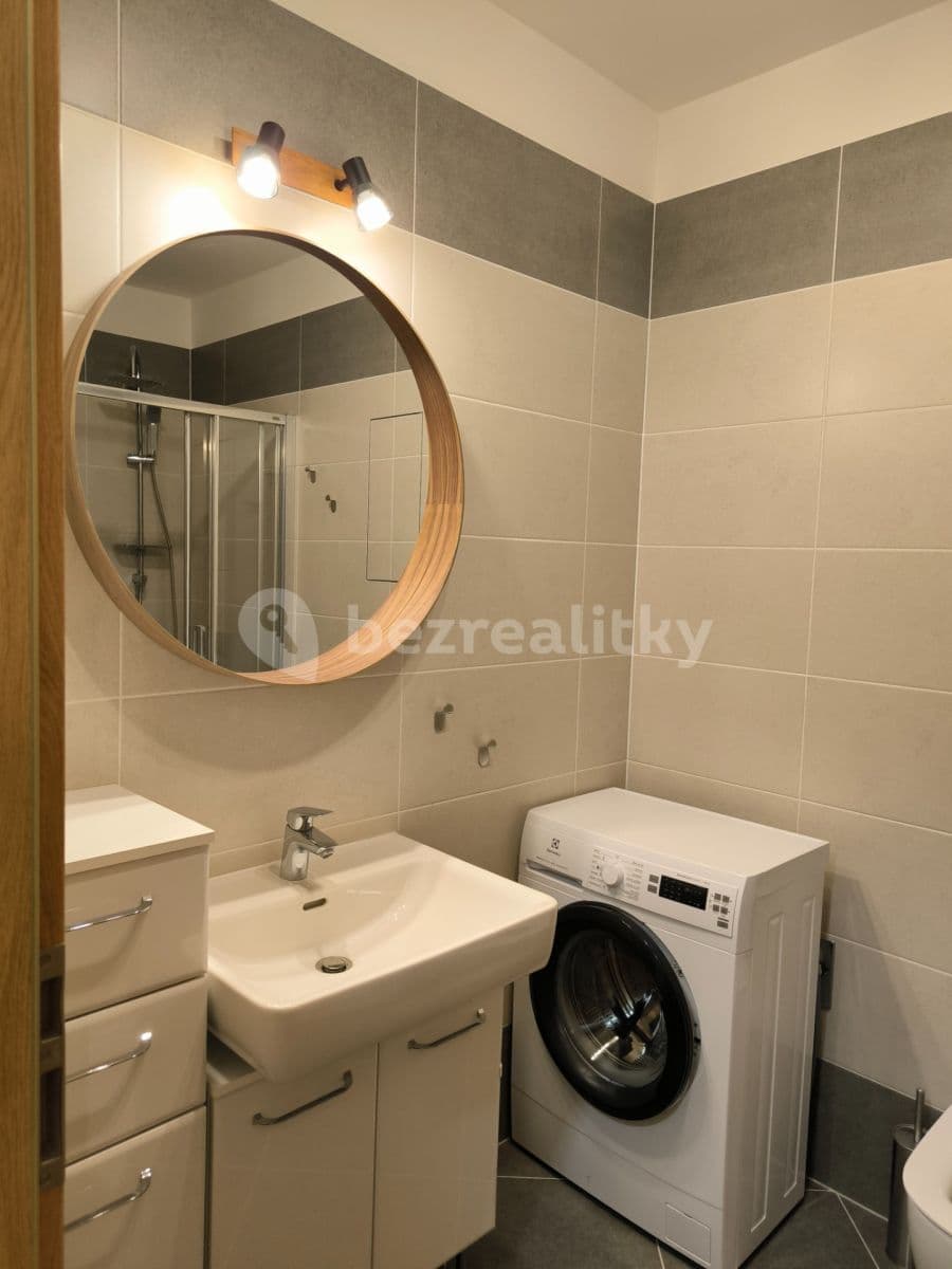 Pronájem bytu 2+kk 40 m², Kardausova, Praha, Praha Pronájem bytu 2+kk 40 m², Kardausova, Praha, Praha
