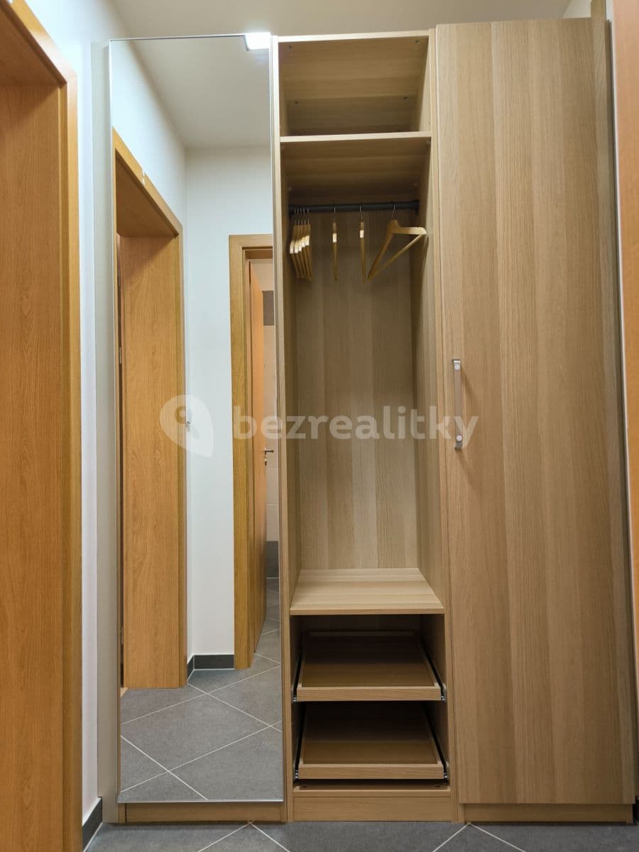 Pronájem bytu 2+kk 40 m², Kardausova, Praha, Praha Pronájem bytu 2+kk 40 m², Kardausova, Praha, Praha