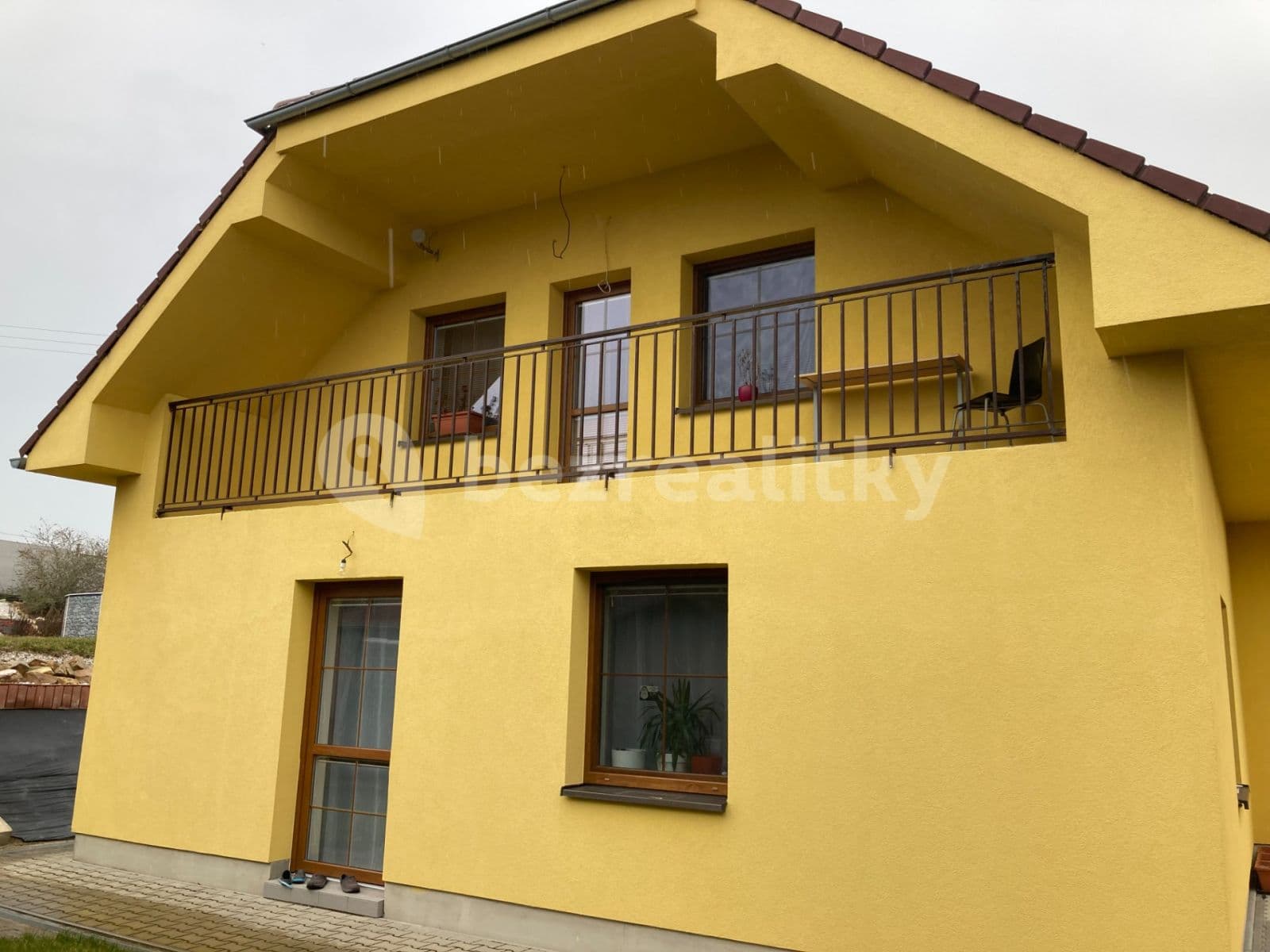 Pronájem domu 145 m², pozemek 1.250 m², Třebusice, Středočeský kraj Pronájem domu 145 m², pozemek 1.250 m², Třebusice, Středočeský kraj