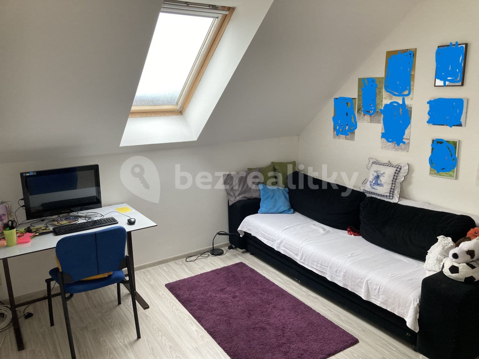 Pronájem domu 145 m², pozemek 1.250 m², Třebusice, Středočeský kraj Pronájem domu 145 m², pozemek 1.250 m², Třebusice, Středočeský kraj