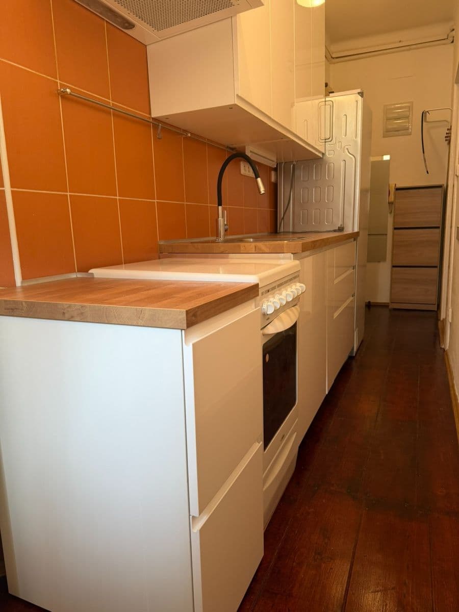Pronájem bytu 2+kk 55 m², Bartoškova, Praha, Praha Pronájem bytu 2+kk 55 m², Bartoškova, Praha, Praha