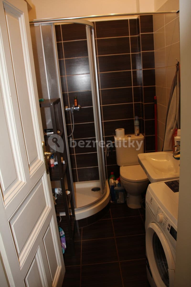 Pronájem bytu 2+kk 40 m², Moravská, Praha, Praha Pronájem bytu 2+kk 40 m², Moravská, Praha, Praha