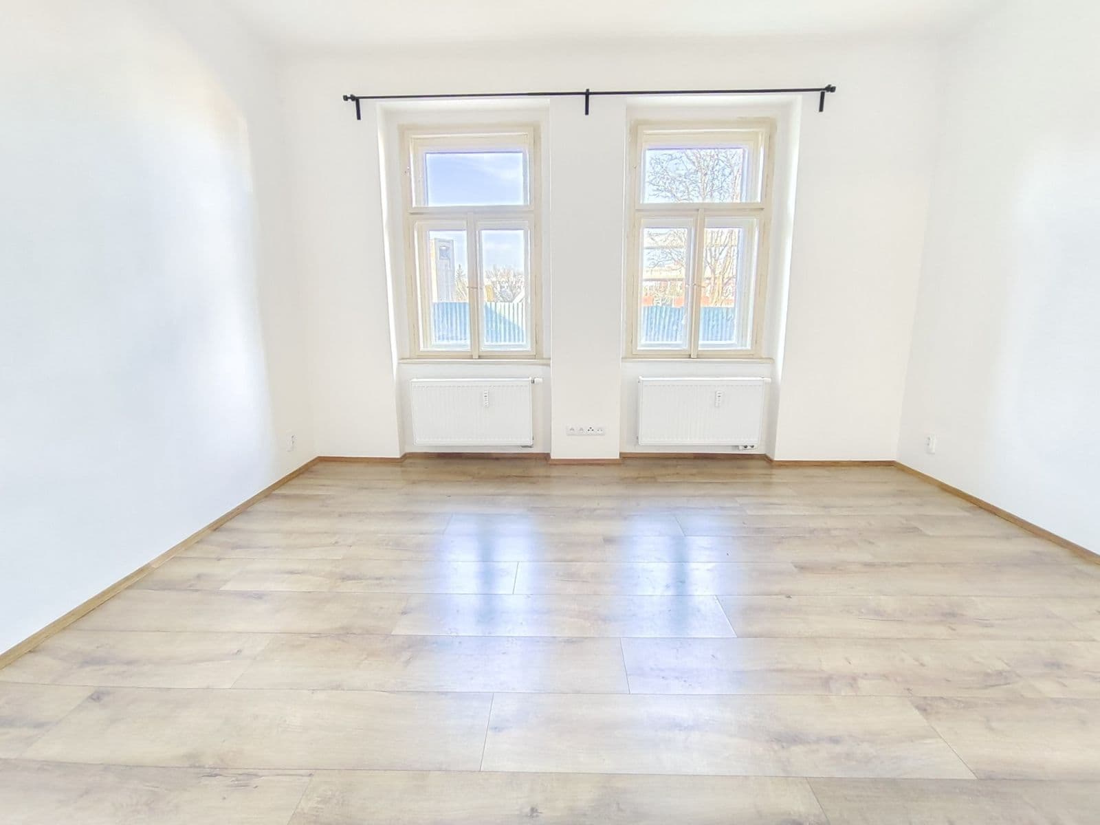 Pronájem bytu 1+kk 25 m², Nad Hradním potokem, Praha, Praha Pronájem bytu 1+kk 25 m², Nad Hradním potokem, Praha, Praha