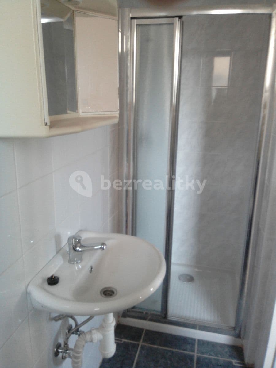 Pronájem bytu 1+1 27 m², Kvapilova, Tábor, Jihočeský kraj Pronájem bytu 1+1 27 m², Kvapilova, Tábor, Jihočeský kraj