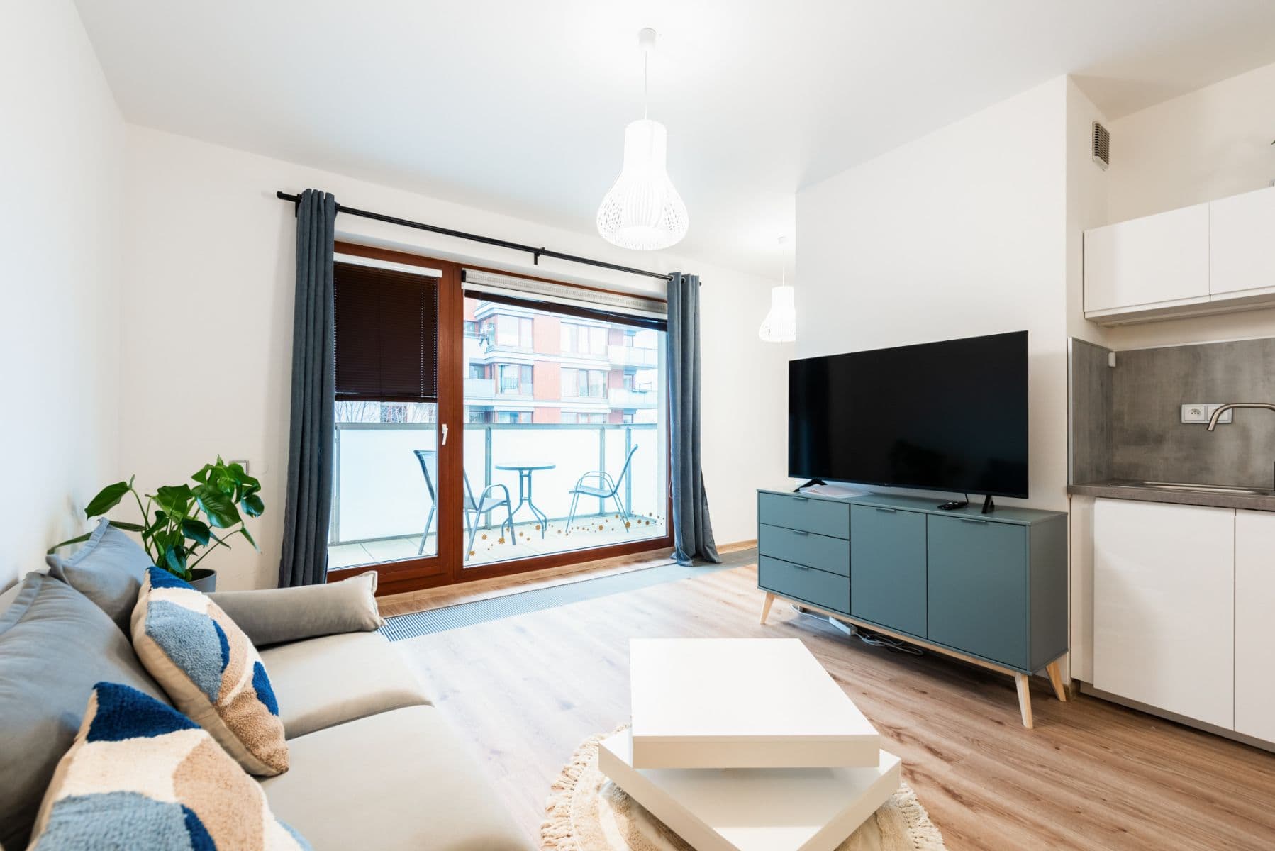 Pronájem bytu 56 m², Rohanské nábřeží, Praha, Praha Pronájem bytu 56 m², Rohanské nábřeží, Praha, Praha