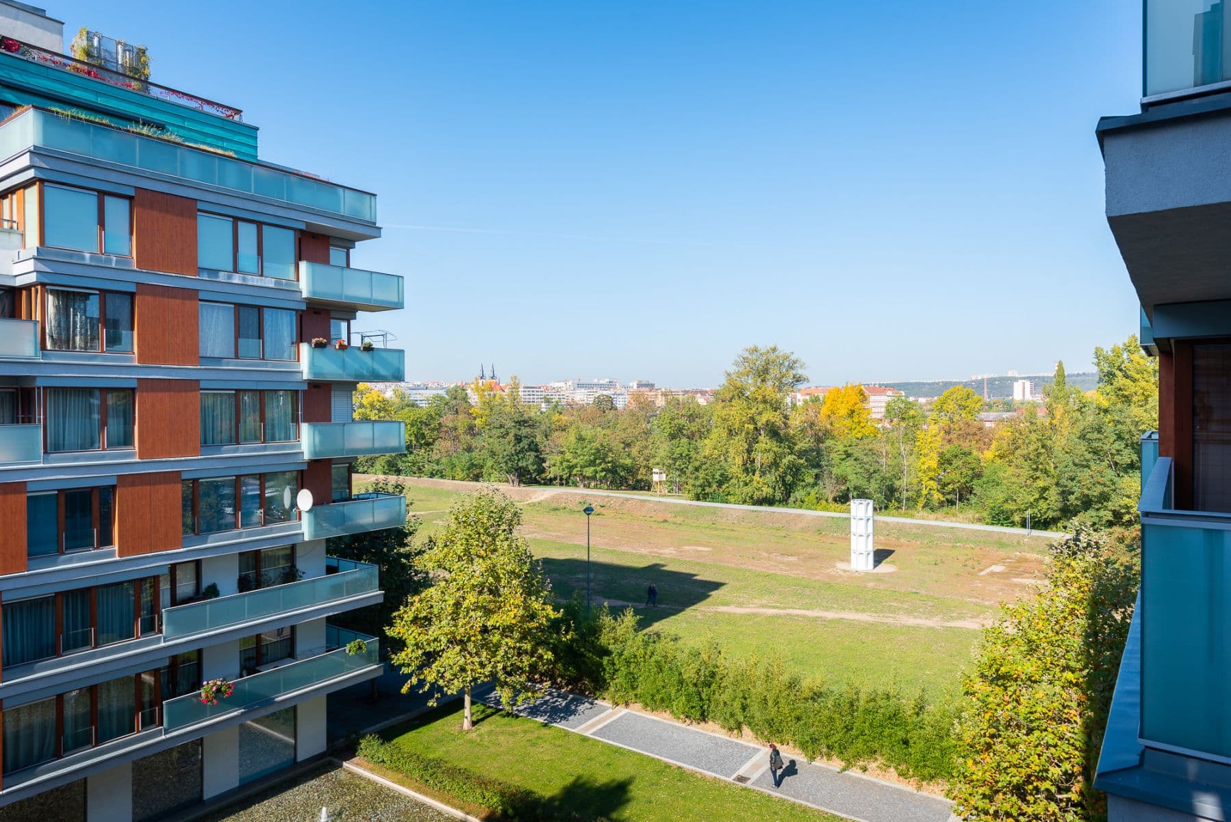 Pronájem bytu 56 m², Rohanské nábřeží, Praha, Praha Pronájem bytu 56 m², Rohanské nábřeží, Praha, Praha