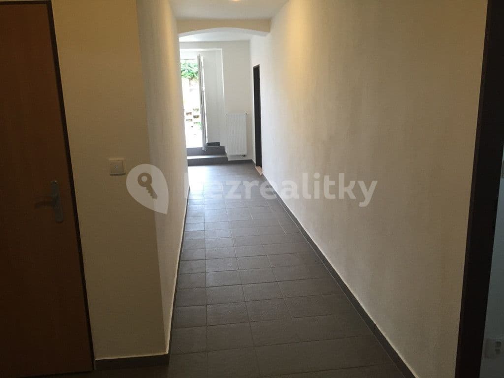 Pronájem bytu 1+kk 20 m², K Lochkovu, Praha, Praha Pronájem bytu 1+kk 20 m², K Lochkovu, Praha, Praha