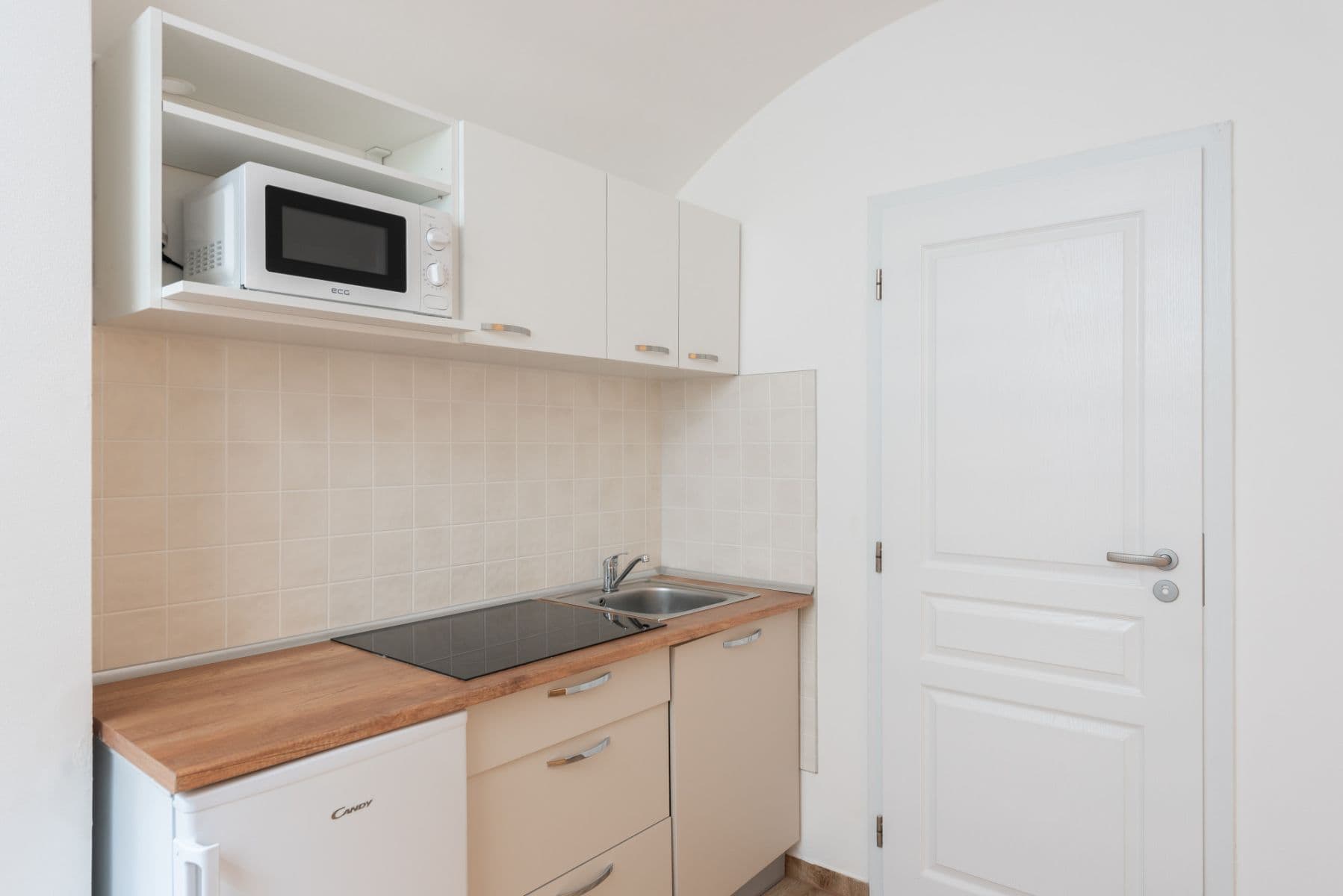 Pronájem bytu 25 m², Příčná, Praha, Praha Pronájem bytu 25 m², Příčná, Praha, Praha