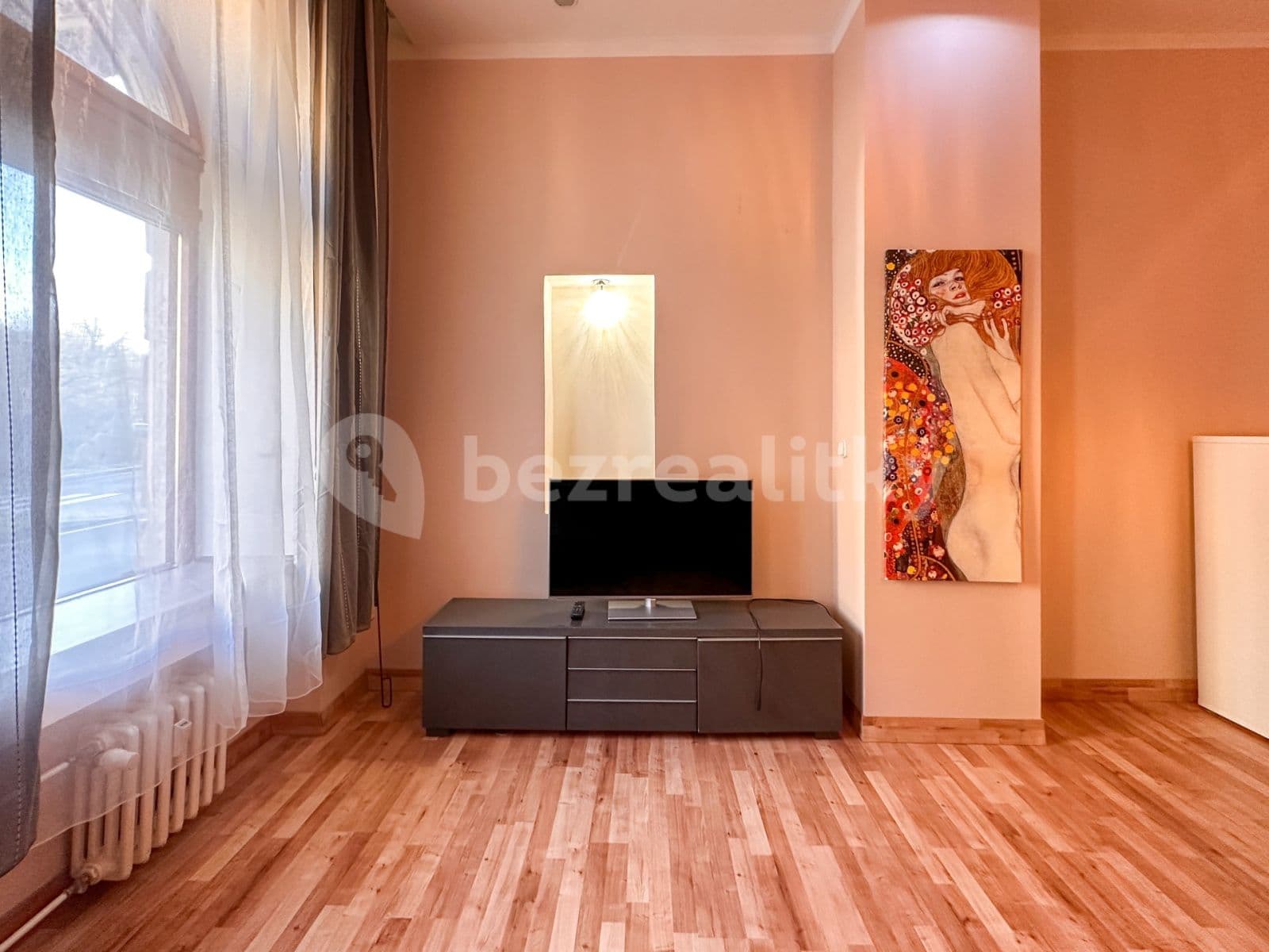 Pronájem bytu 2+1 76 m², nábřeží Jana Palacha, Karlovy Vary, Karlovarský kraj Pronájem bytu 2+1 76 m², nábřeží Jana Palacha, Karlovy Vary, Karlovarský kraj