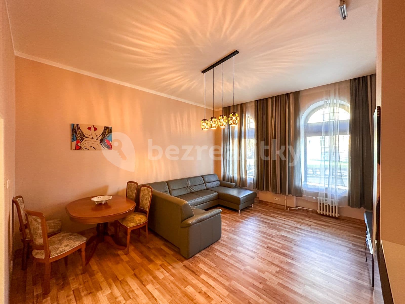 Pronájem bytu 2+1 76 m², nábřeží Jana Palacha, Karlovy Vary, Karlovarský kraj Pronájem bytu 2+1 76 m², nábřeží Jana Palacha, Karlovy Vary, Karlovarský kraj