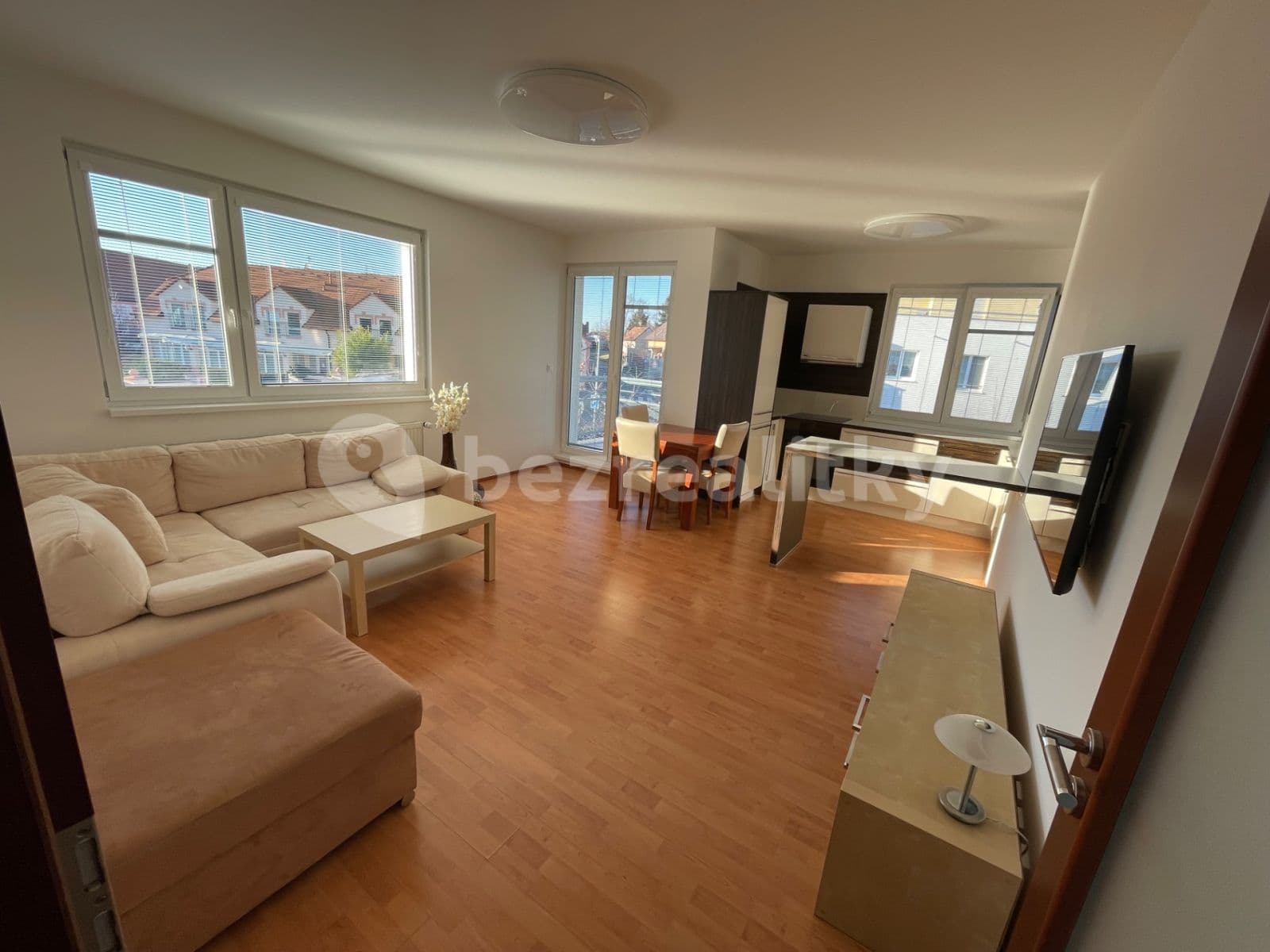 Pronájem bytu 2+kk 59 m², Žampiónová, Praha, Praha Pronájem bytu 2+kk 59 m², Žampiónová, Praha, Praha