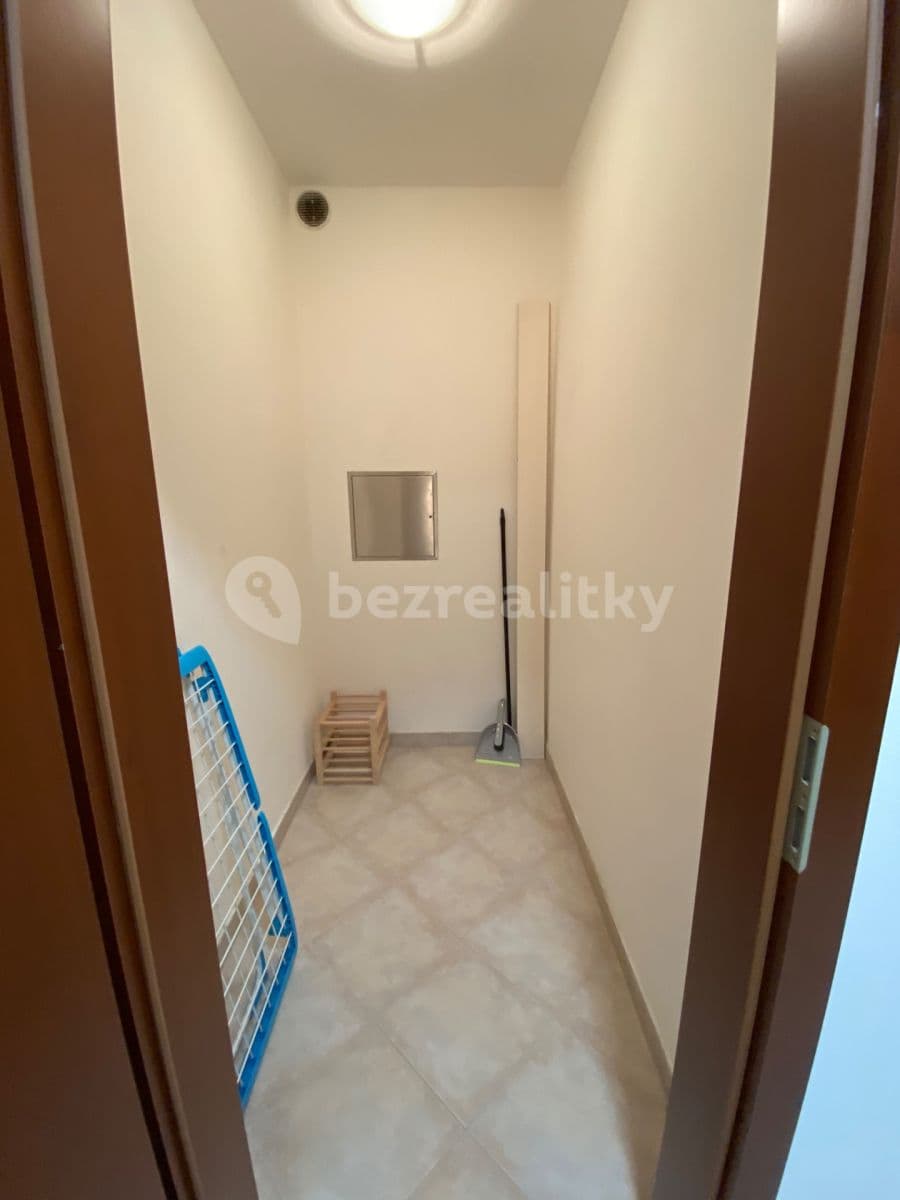 Pronájem bytu 2+kk 59 m², Žampiónová, Praha, Praha Pronájem bytu 2+kk 59 m², Žampiónová, Praha, Praha