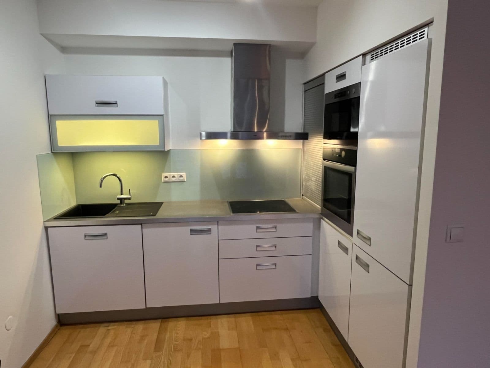 Pronájem bytu 2+kk 54 m², Novákových, Praha, Praha Pronájem bytu 2+kk 54 m², Novákových, Praha, Praha